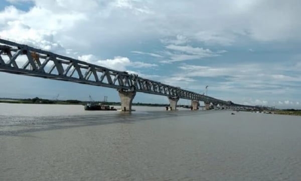 Ban on Padma Bridge’s photo publishing