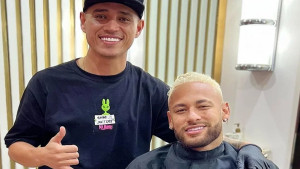 Neymar working '24 hours a day' to return at World Cup – KGET 17