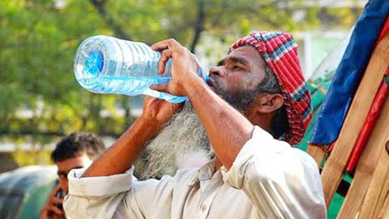 ফের বাড়বে তাপমাত্রা, নেই ঝড়-বৃষ্টির সম্ভাবনা ফের বাড়বে তাপমাত্রা, নেই ঝড়-বৃষ্টির সম্ভাবনা