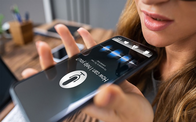 আপনার সব কথা শুনছে গুগল! এখনই বন্ধ করুন আপনার সব কথা শুনছে গুগল! এখনই বন্ধ করুন