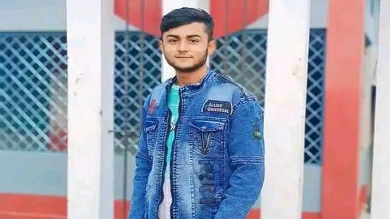 প্রেমিক-প্রেমিকার বিষপান, প্রেমিকের মৃত্যু