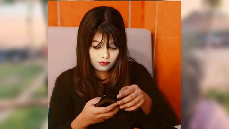 আবেগঘন স্ট্যাটাস দিয়ে হাতিরঝিলে ঝাঁপ দেন সাংবাদিক সারাহ, যা লিখেছিলেন