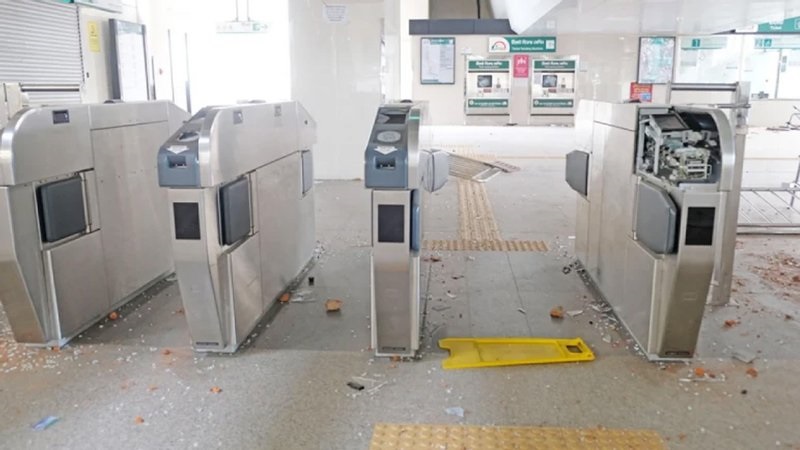 কবে চালু হবে মেট্রোরেল, ক্ষতির হিসাব করছে ডিএমটিসিএল কবে চালু হবে মেট্রোরেল, ক্ষতির হিসাব করছে ডিএমটিসিএল