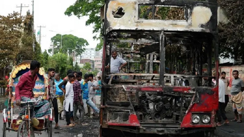 ভাঙচুর-অগ্নিসংযোগে পরিবহন খাতে ক্ষতি ১০ হাজার কোটি টাকা